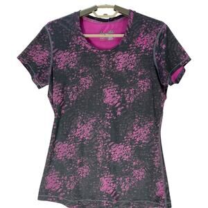 Under Armour Top Womens Size M Gray Pink All Over Print Short Sleeves Athleisure